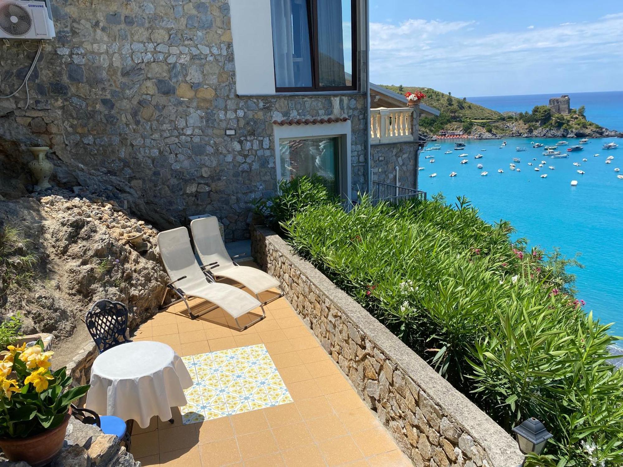 B&B Villa La Petra San Nicola Arcella Rum bild