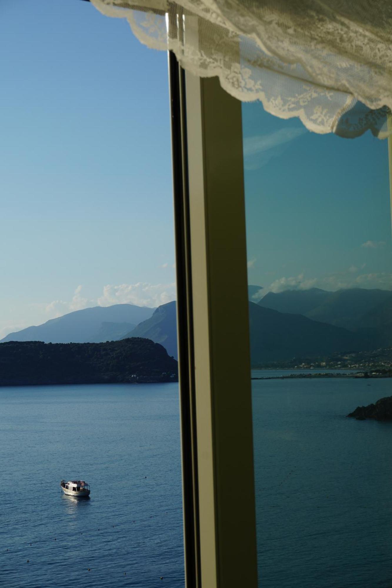 B&B Villa La Petra San Nicola Arcella Exteriör bild